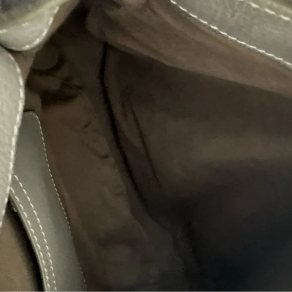 Chloe Medium Marcie Leather Crossbody - Picture 9 of 9